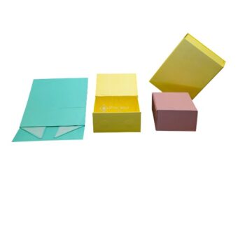 Collapsible Magnet Boxes