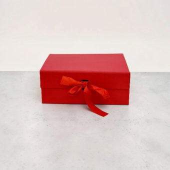Collapsible with Ribbon Magnet Boxes